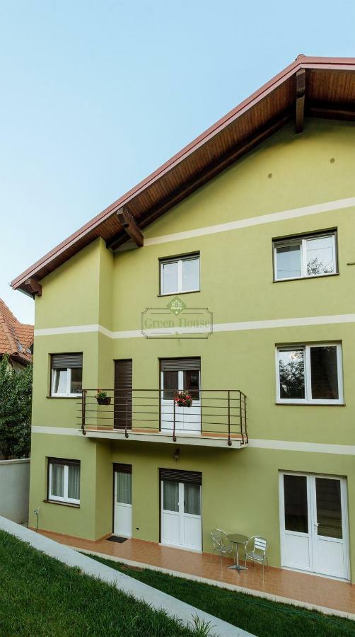 Green House Alba Iulia Exterior photo